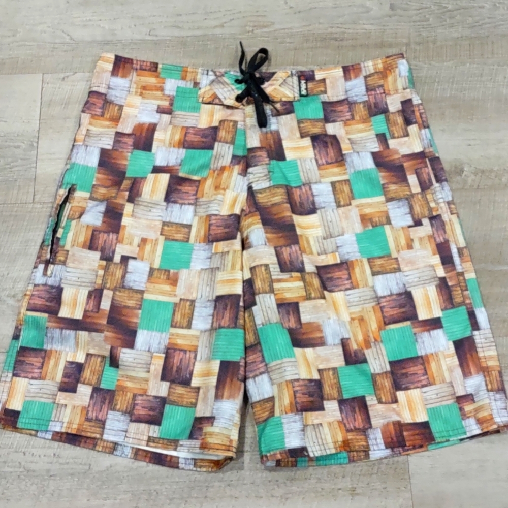 Liquid Force Size 38 Board Shorts